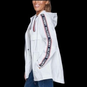 Tommy Hilfiger hooded windbreaker